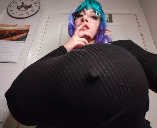 Iβve been sorta sick and havenβt been able to pull anything off recently! But Iβm picking myself up and getting new stuff out for everyone! Forgive me? ππ»ππ»