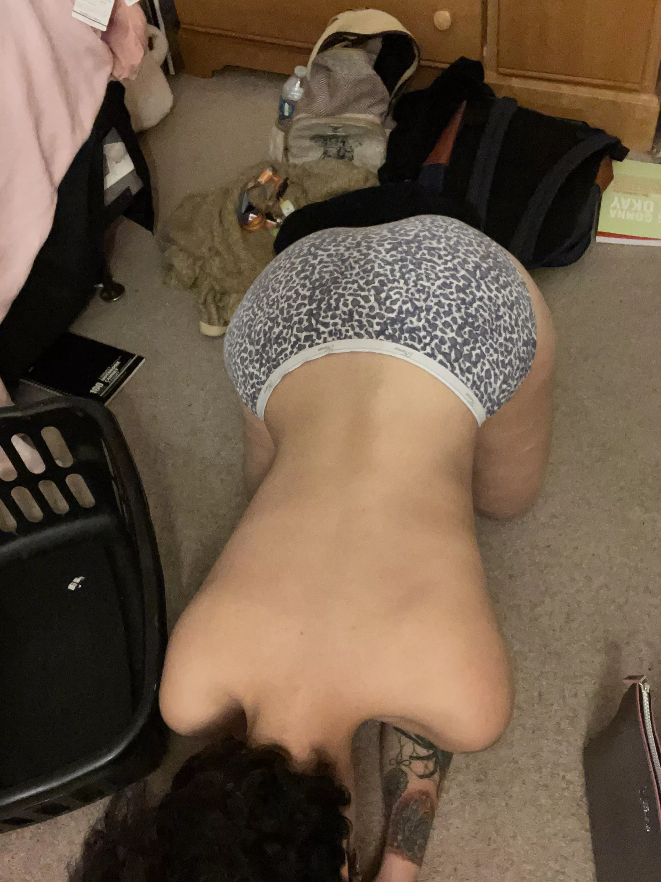 I’ve been told I have a nice ass, what do you think? 😜