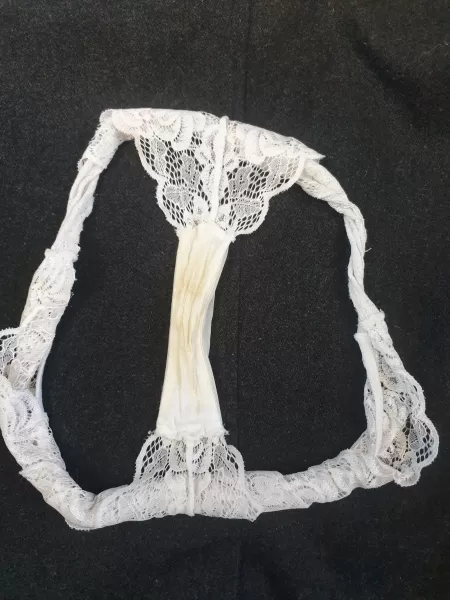 I've had trouble getting FRESH shipments in the past, so if you're Australian based head to dirtyundies_aus π it'd be great to get something local off the ground