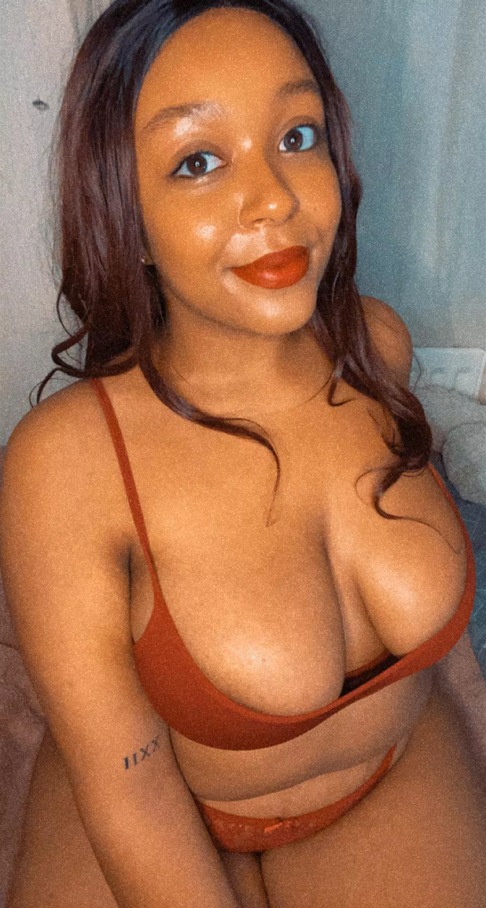 I've never posted my face on Reddit before -- pls be nice <3