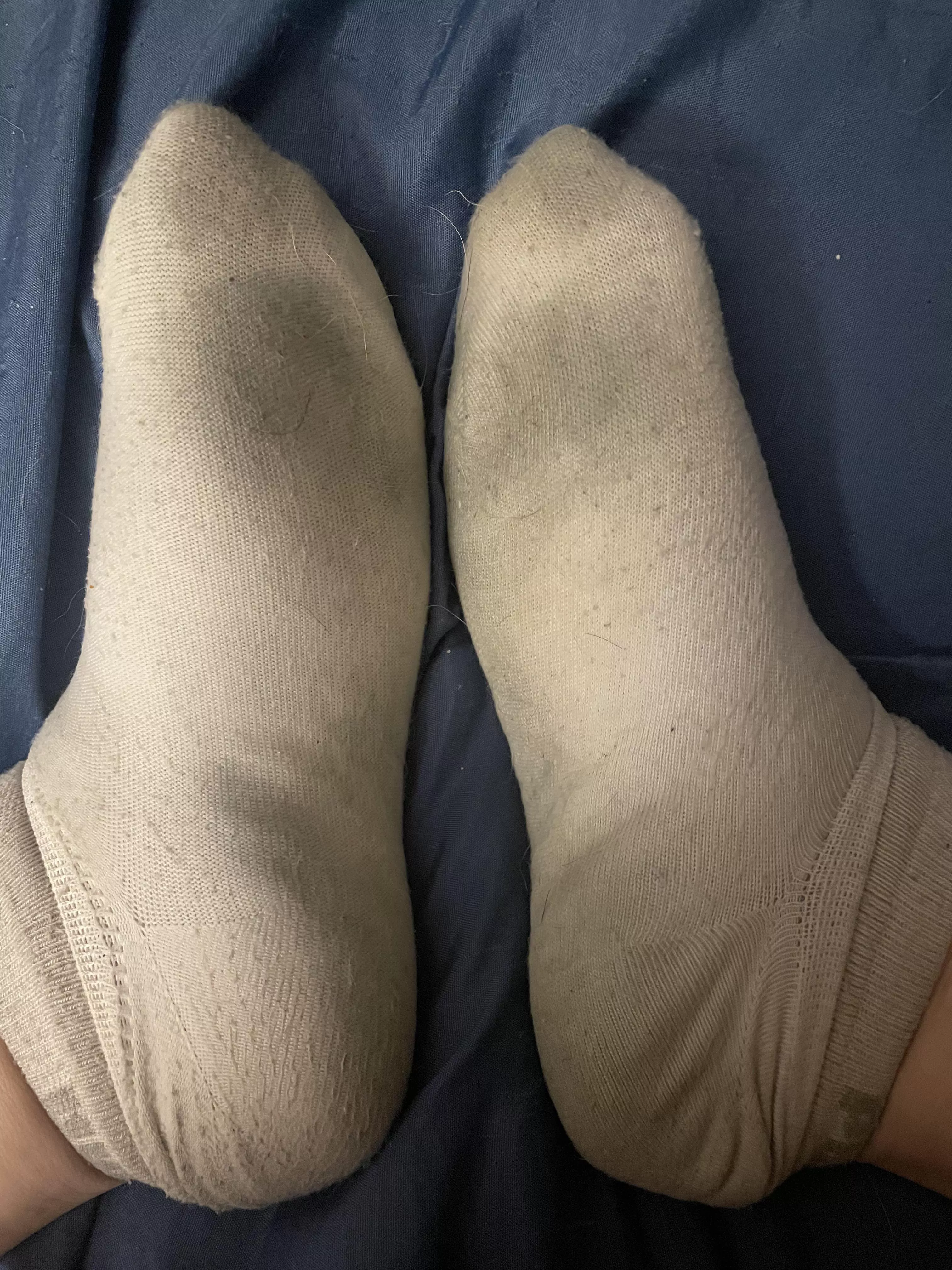 I’ve worn these thin originally white socks for a little over 1 week- week and 1/2 in my nursing shoes. My feet get so sweaty while I work and these socks are so gross. Don’t you want a sniff???? LMK if you’re interested!
