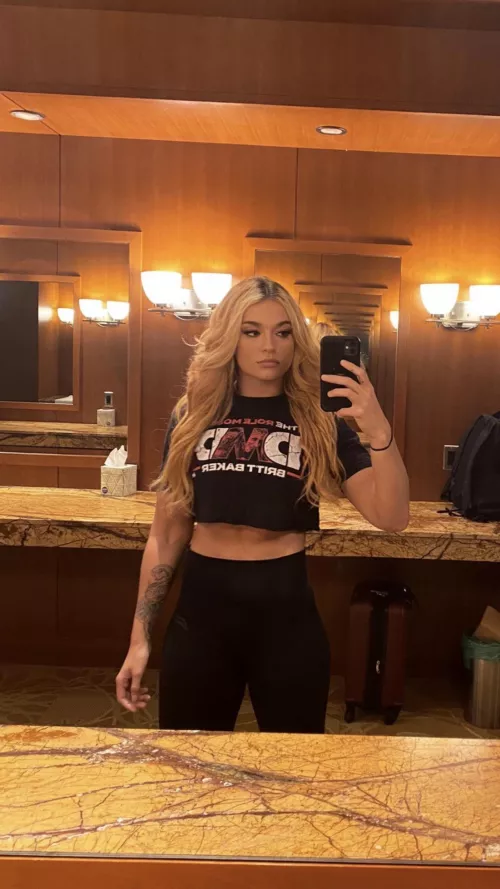 Jamie Hayter is mad fine 😍🔥