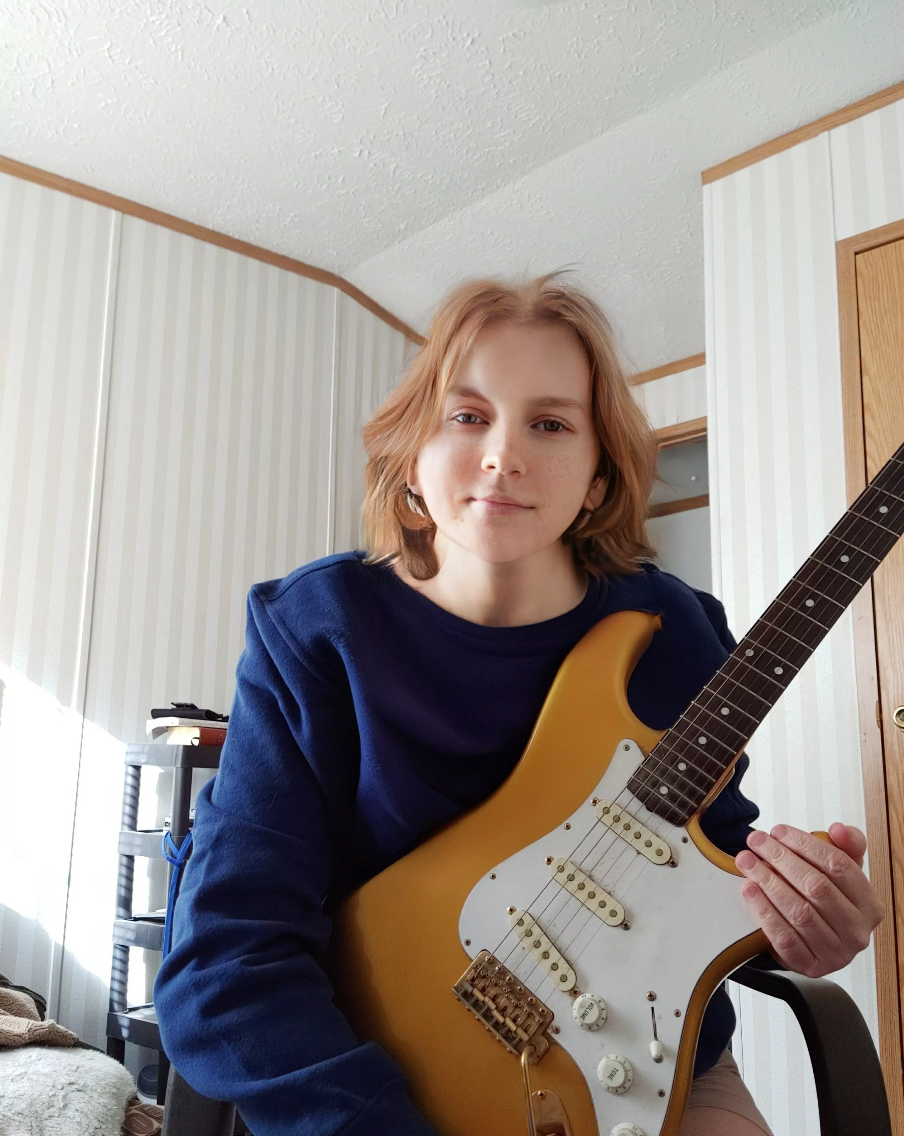Jamming my femboy butt off