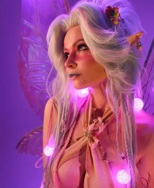 JannetinCosplay is a New Year Pixie