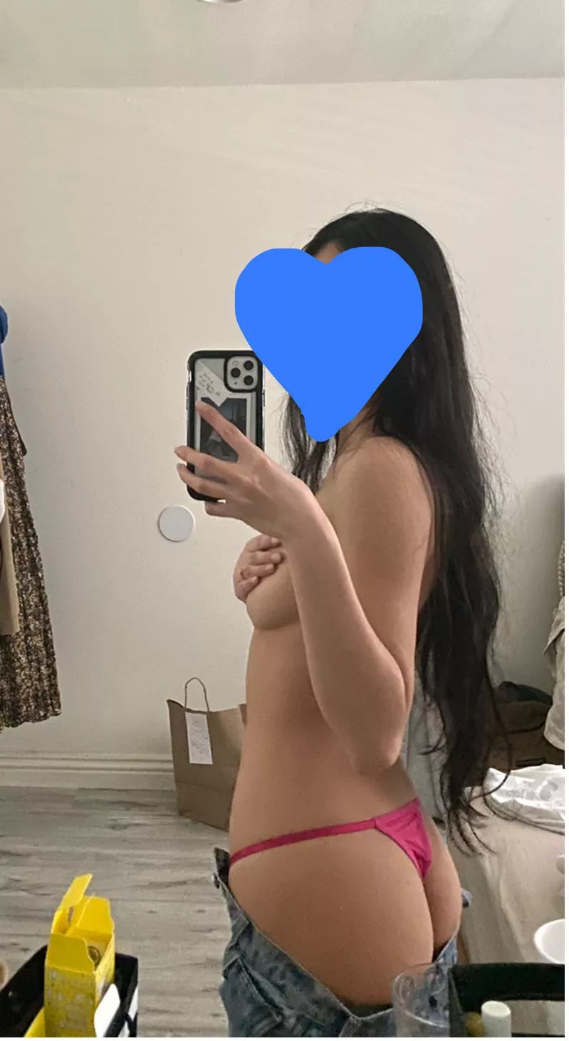 Jeans and thong kind of day 👙