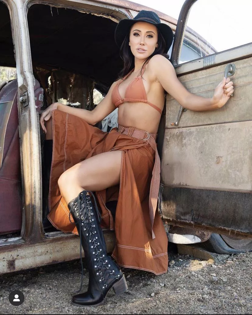 Jenn Sterger (aew interviewer)