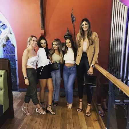 Jessica Pardoe (6'10/208cm)