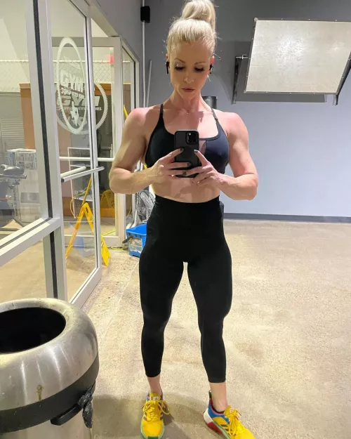 Jessica Williams (@jessicawilliamsfit)