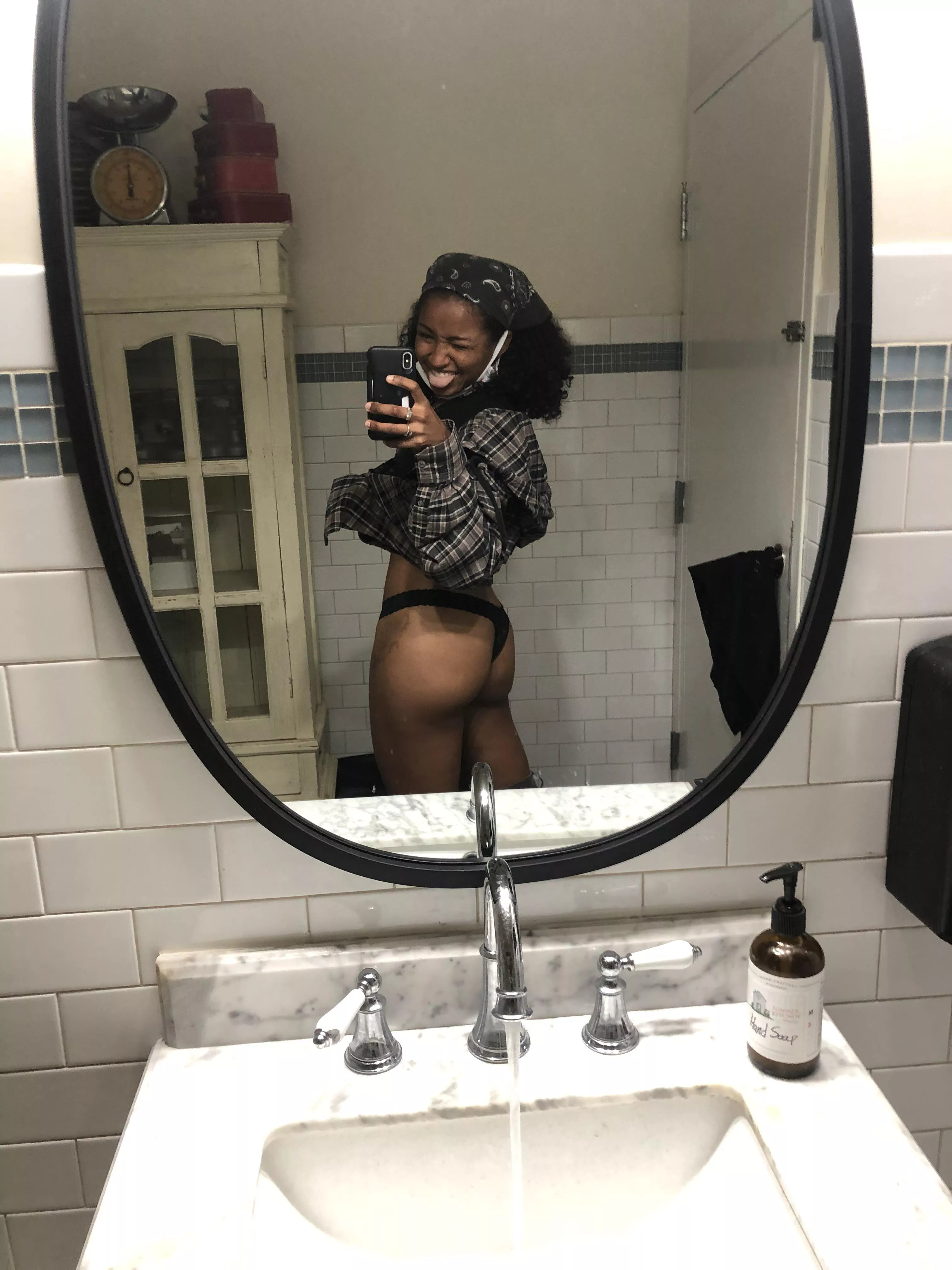 Job got shut down bc of rona butT (lol) WE BACK