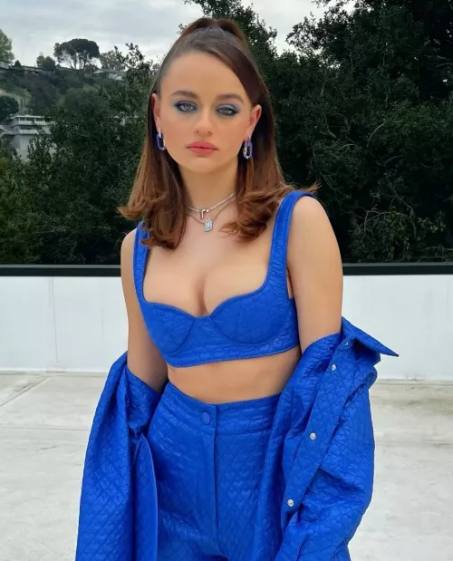 Joey King in blue