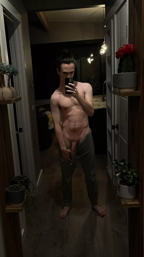 Join me in my Airbnb for the weekend?