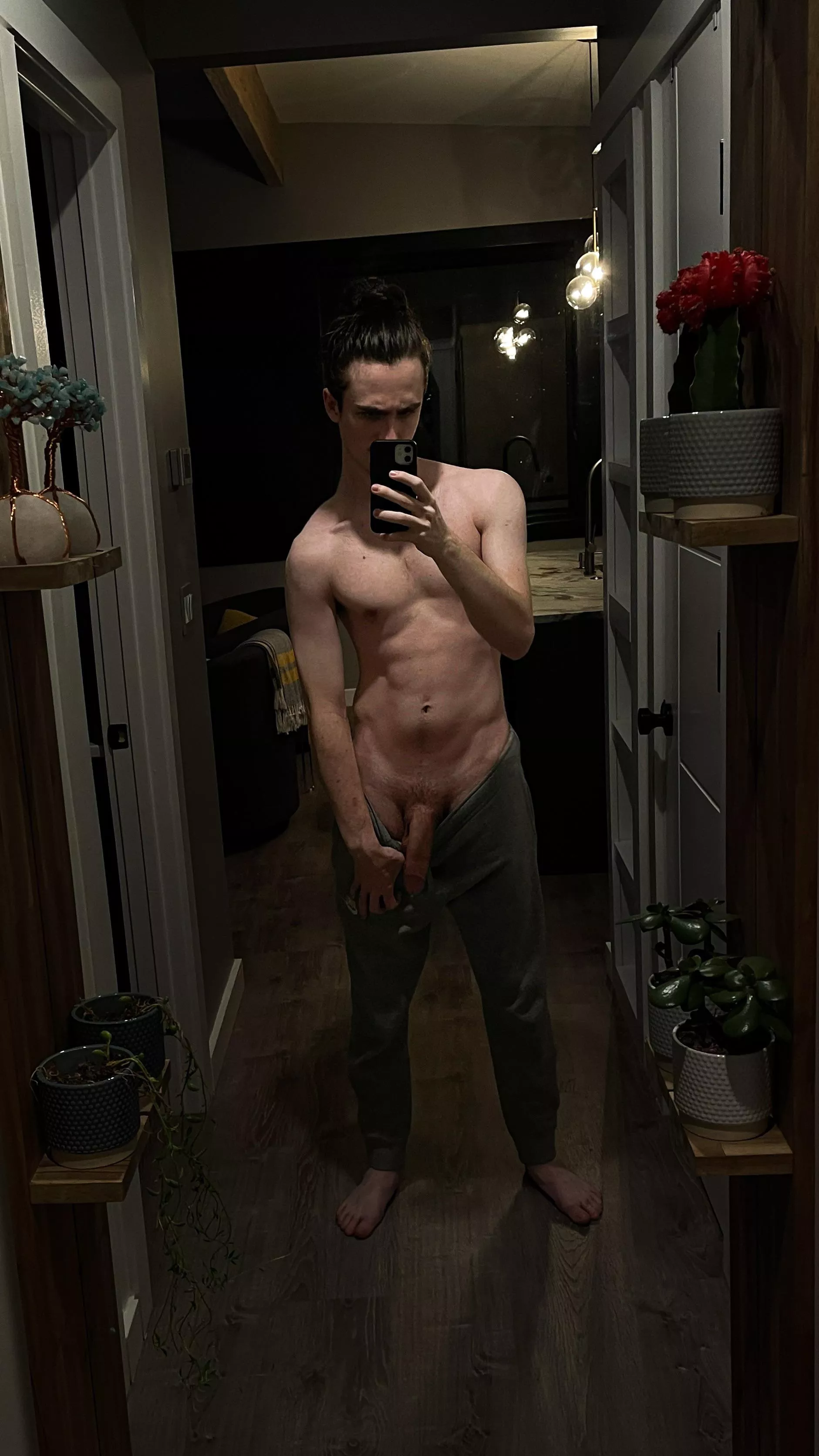 Join me in my Airbnb for the weekend?