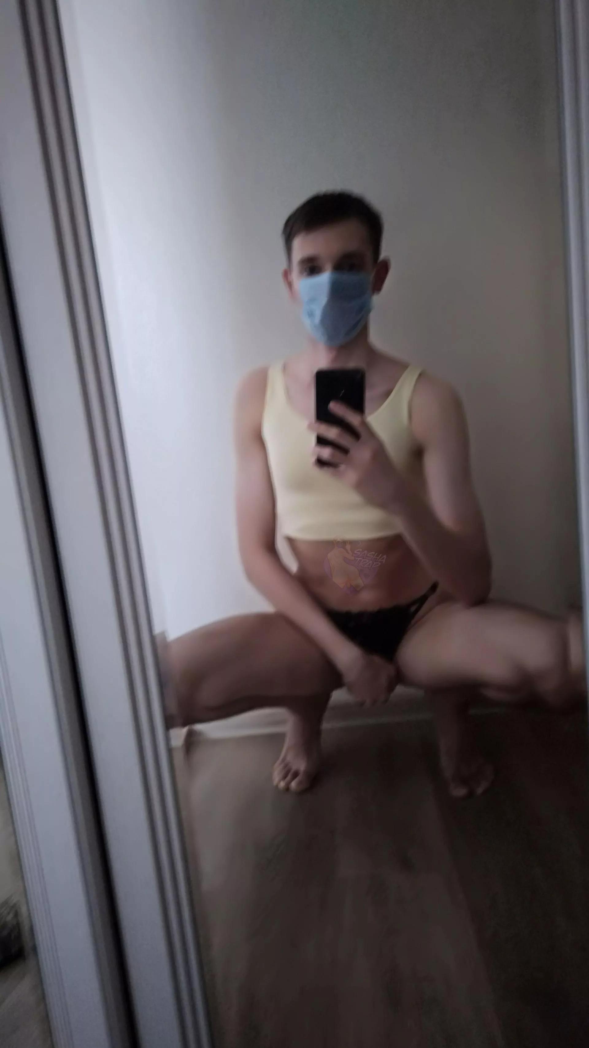 Just a bottom bitch, that also loves to take control once in a while😉