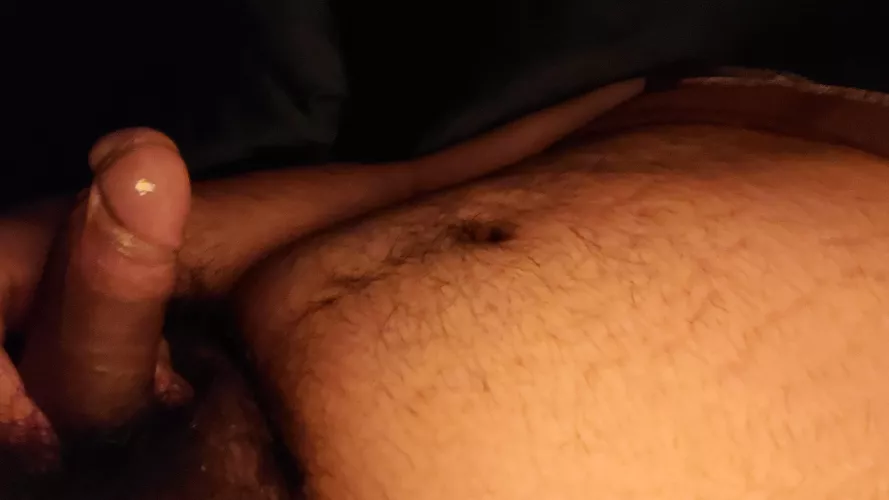 Just a chubby guy down to sext, hmu ;)