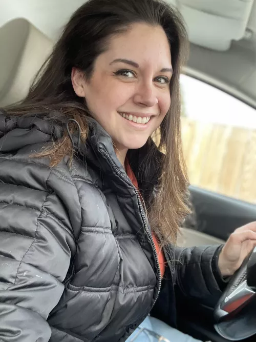 Just a natural shot, visit my page for the noodies 😊