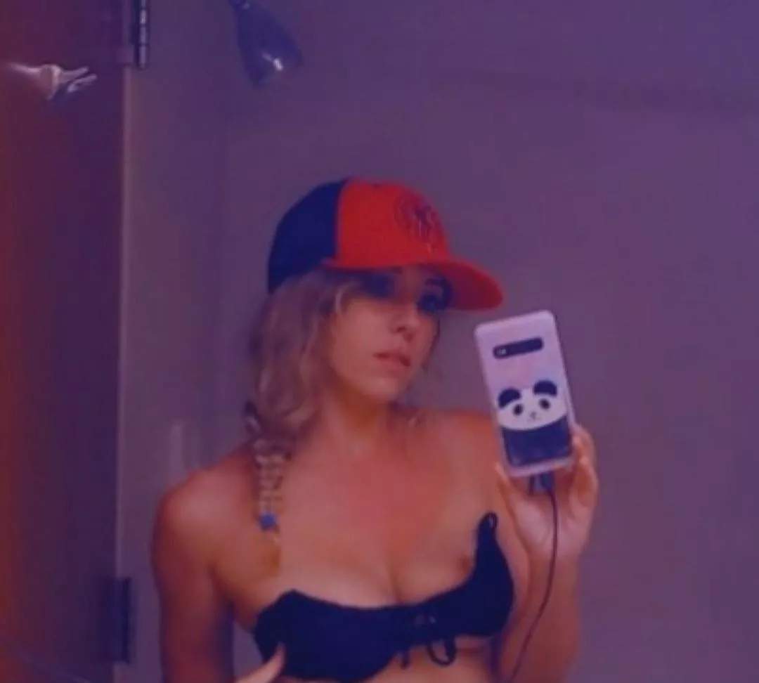 Just a post beach nip slip selfie. 😉