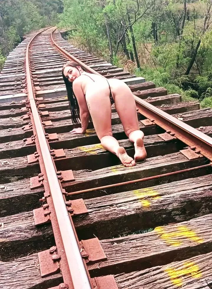 Just a quickie before the train comes?