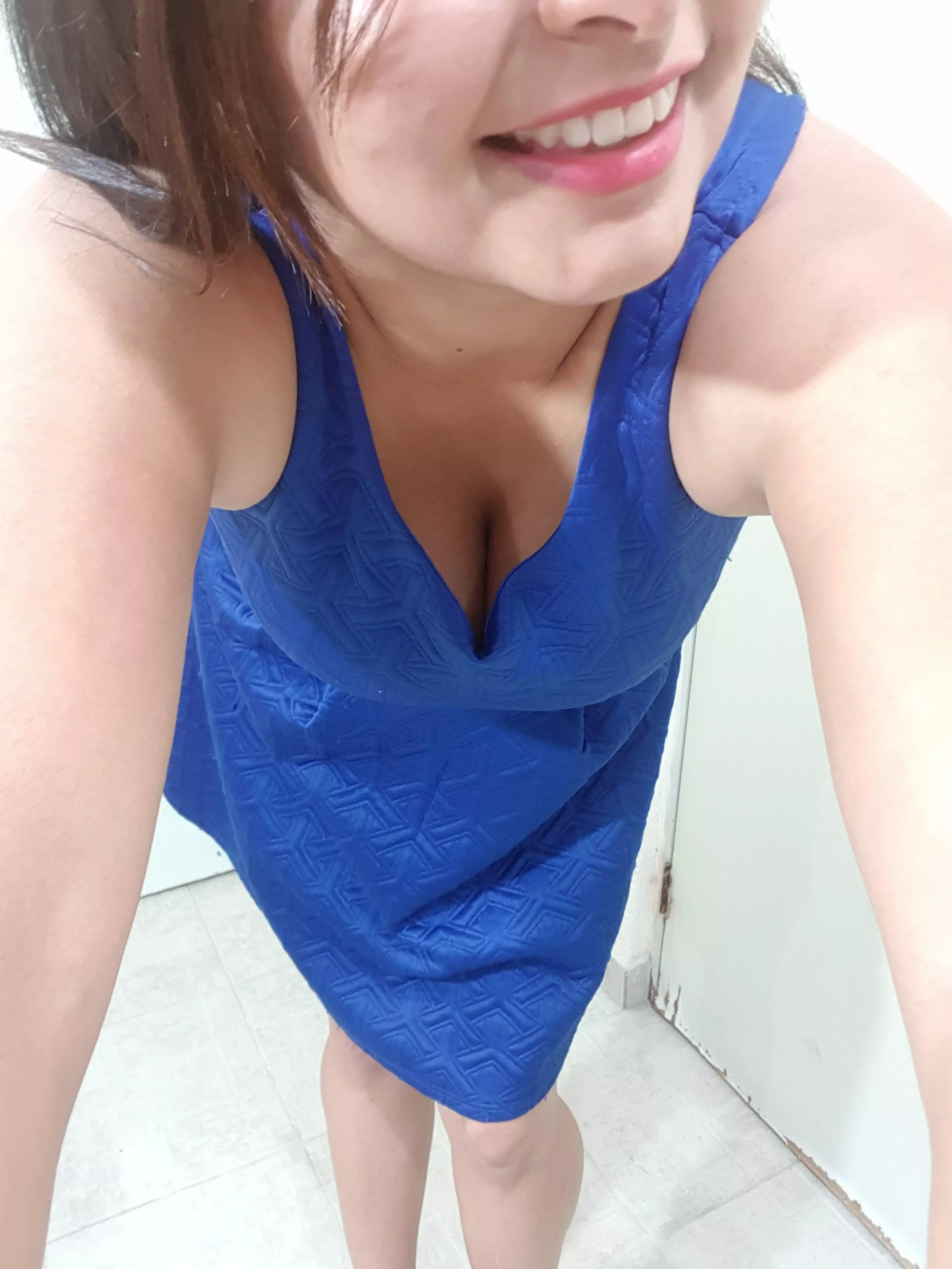 Just a sneak peek ok sweetie?