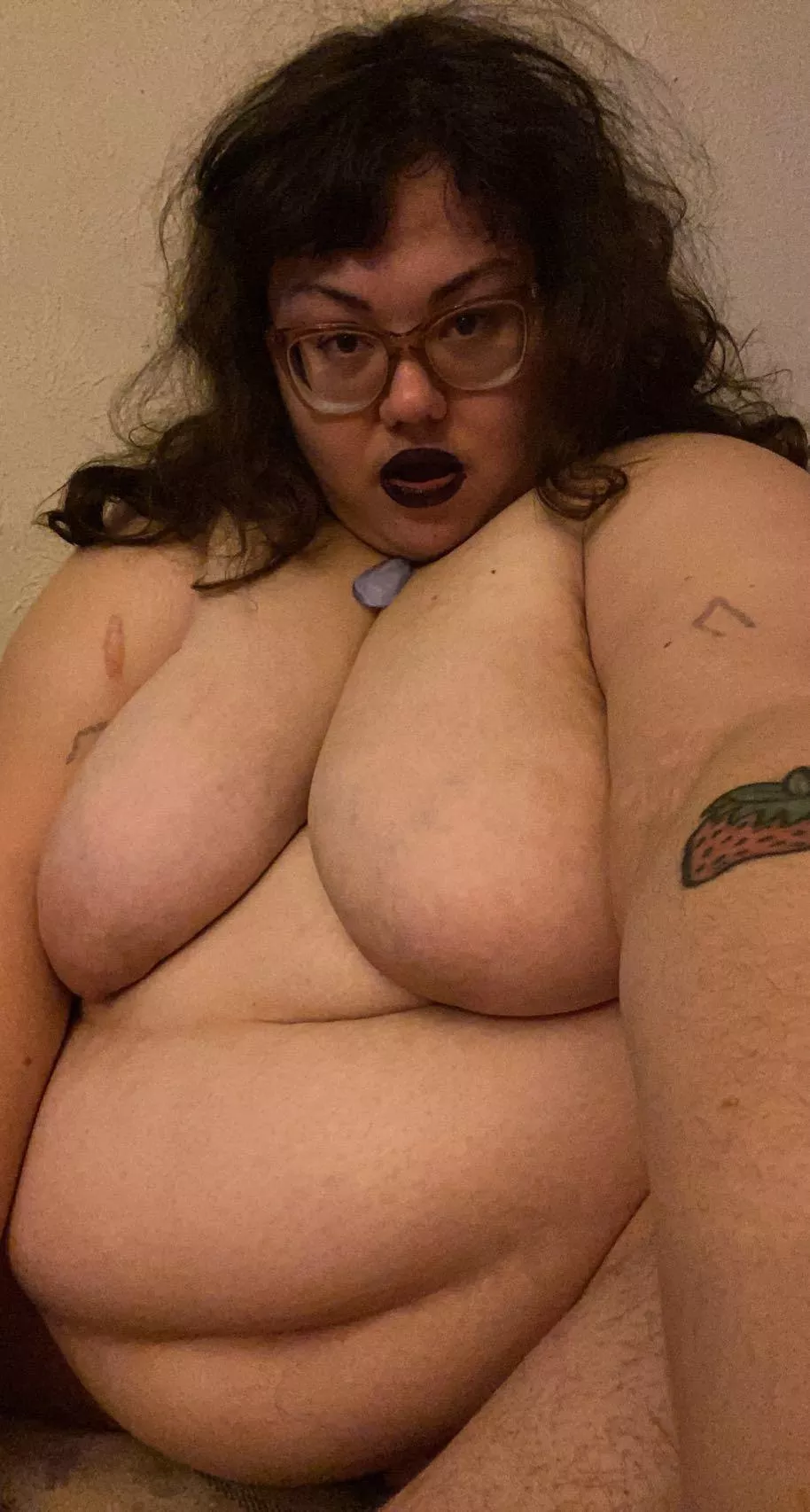 Just a thick witch looking to put a spell on you😉😘👐🏻✨✨✨