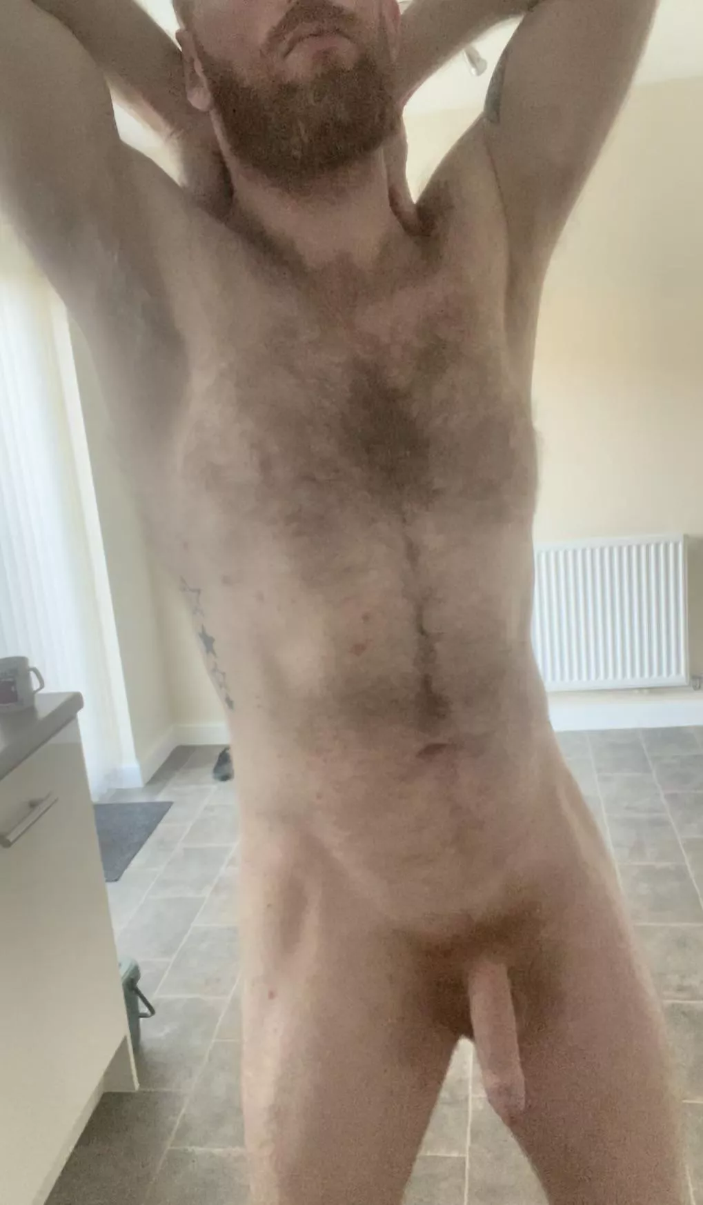 Just another day of nakedness! 😜