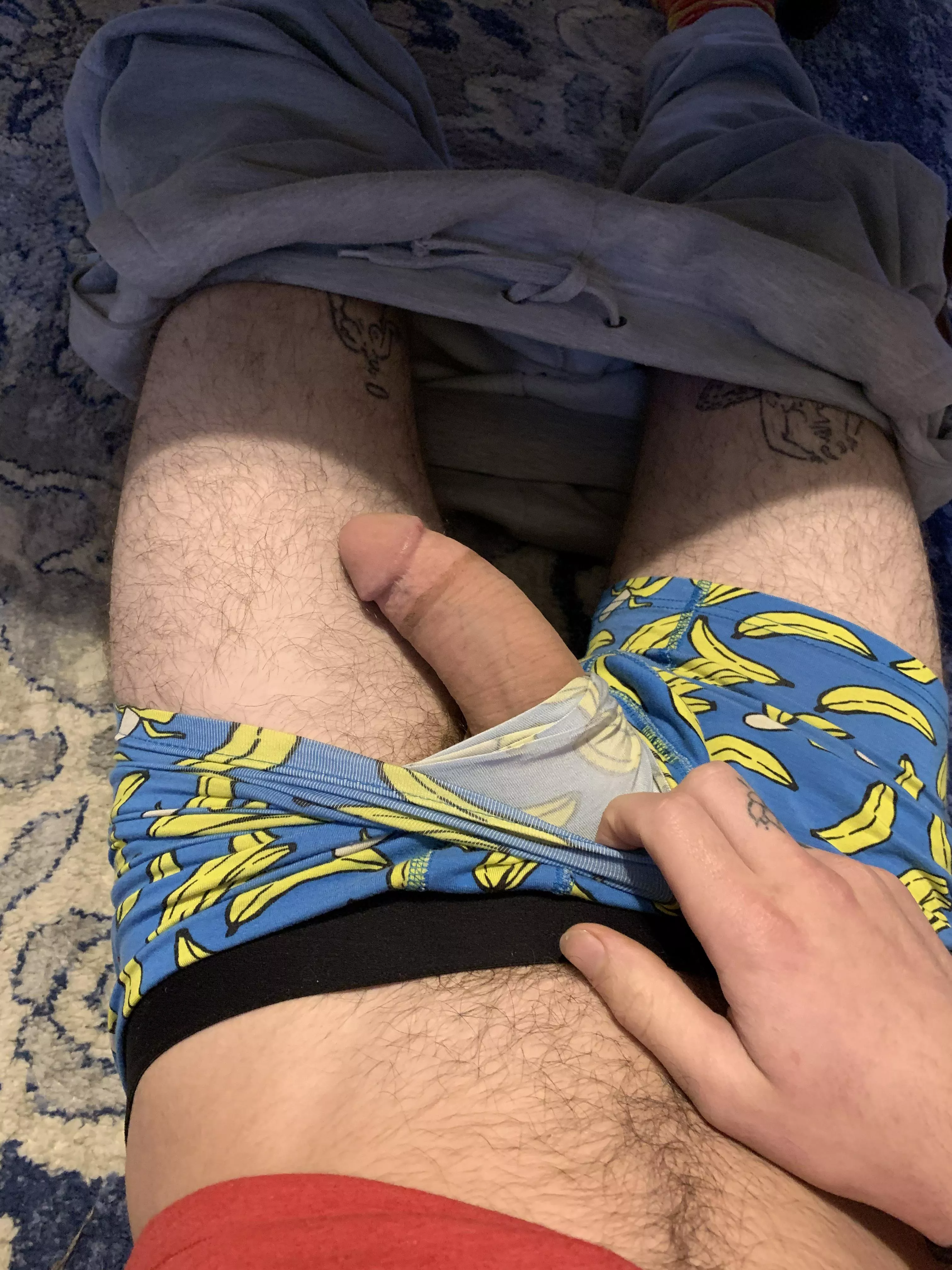 Just another young white dick to look at while you scroll 🤪