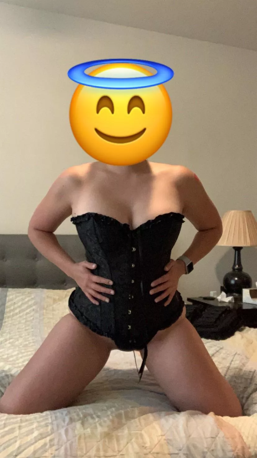 Just bought my first corset in almost 8 years. I forgot how much I missed the snug feeling and how great it makes me feel. What do you think?