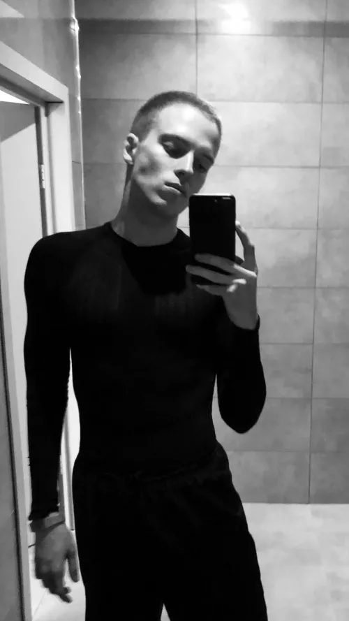 Just cut my hair, hopefully I look fine this way haha