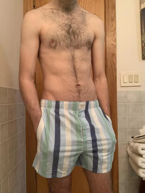 Just discovered this pair of boxers has pockets and Iām kinda obsessed lol