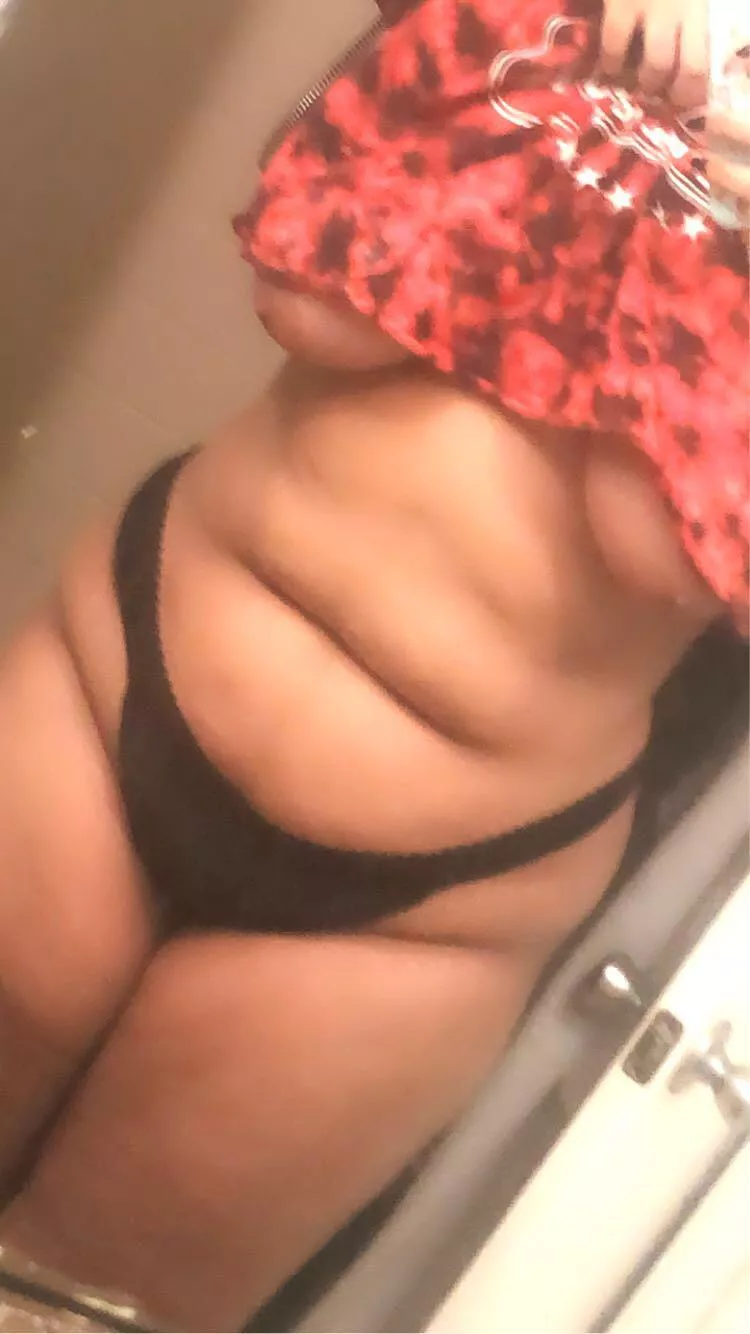 Just doing my morning stretches :))