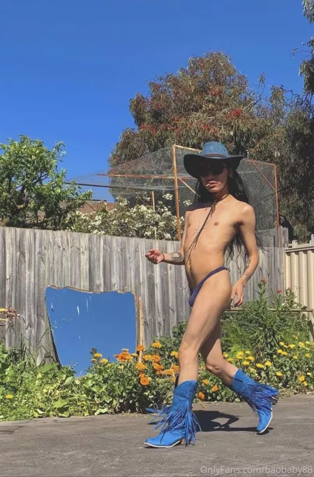 Just enjoying the sun ππ€