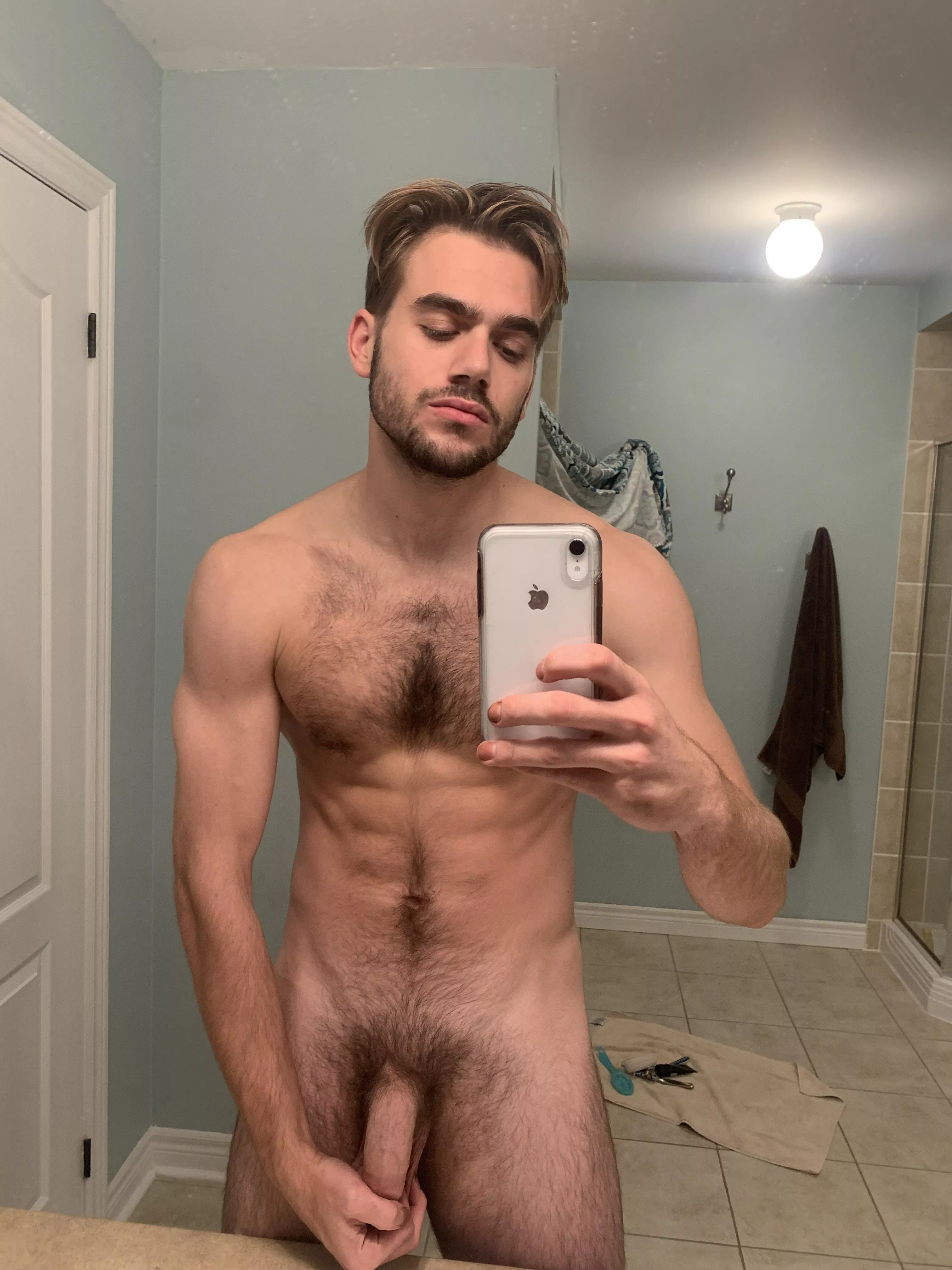 Just finished a workout. Anyone want to go round 2 with me? Just finished a workout. Anyone want to go round 2 with me?