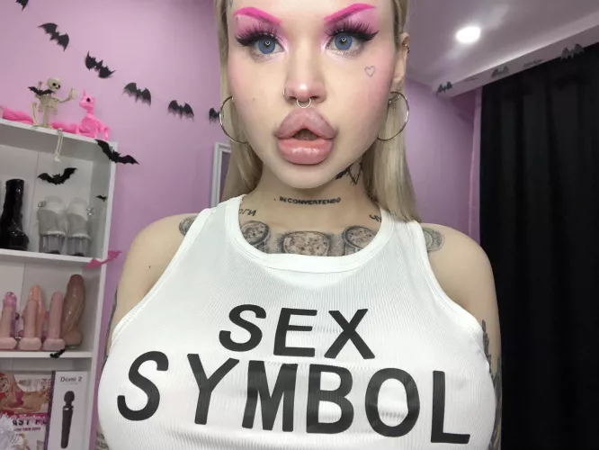 Just get my lips filled today 🥴