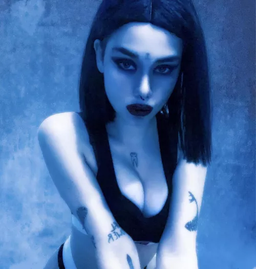 just give me a reason 🧛🏻‍♀️