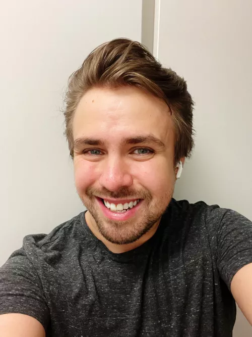 Just got home from the bar, no one to cuddle… but am glad I have you guys!! :D