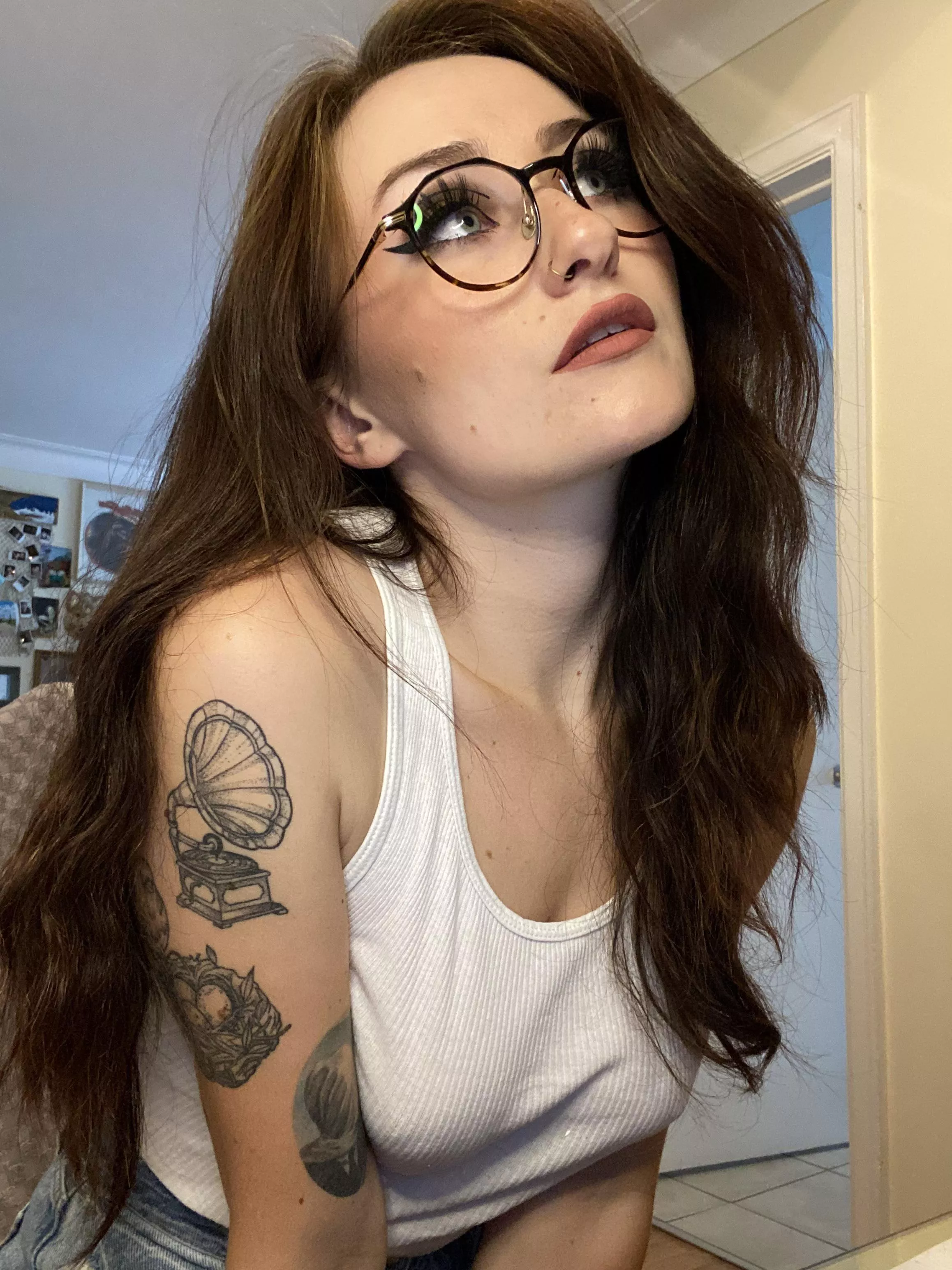 Just happy to be here (22 F)