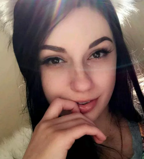 just keep smiling🤗