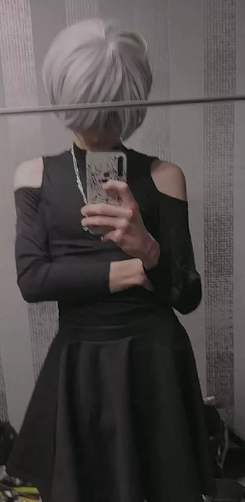 just little femboy >-<