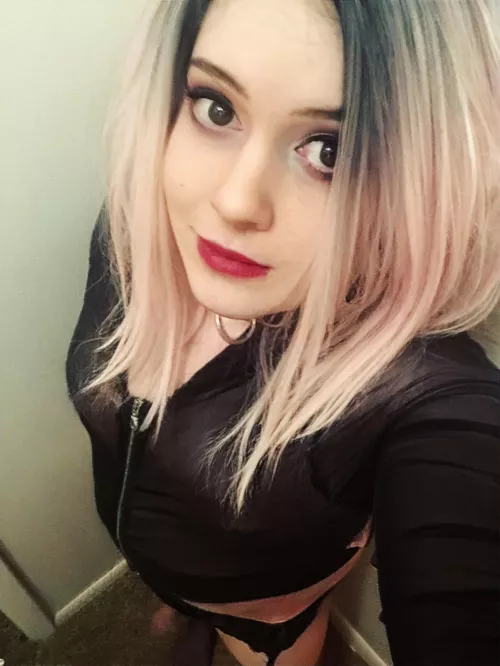 Just looking for some love…