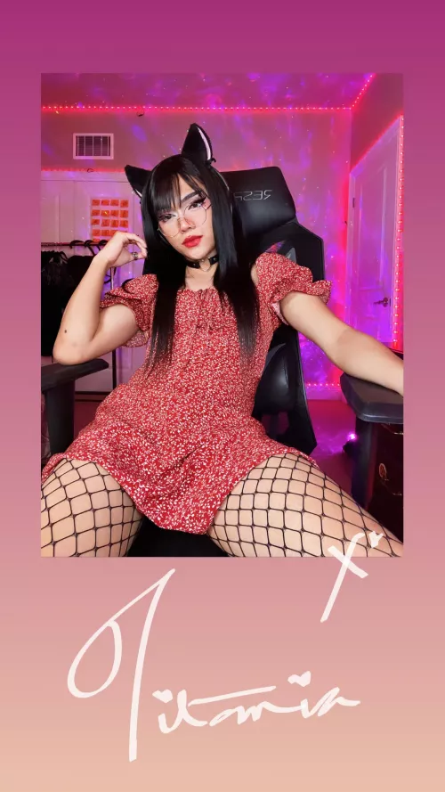 just me practicing my autograph for when I become famous 👉🏻👈🏻