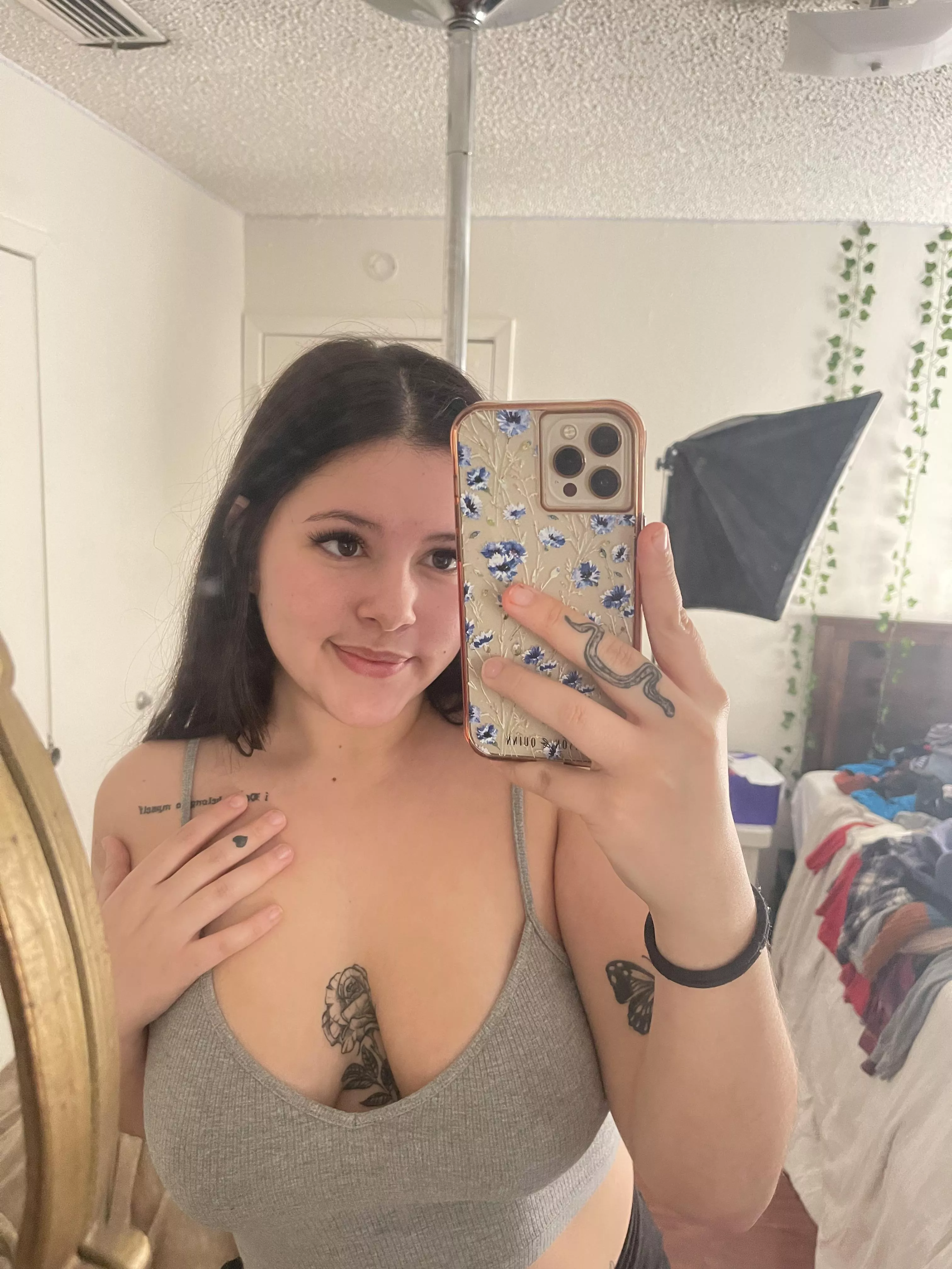 just mid laundry selfie