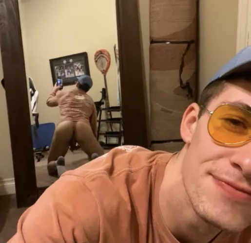 Just patiently waiting for daddy to home home and breed me π₯Ί