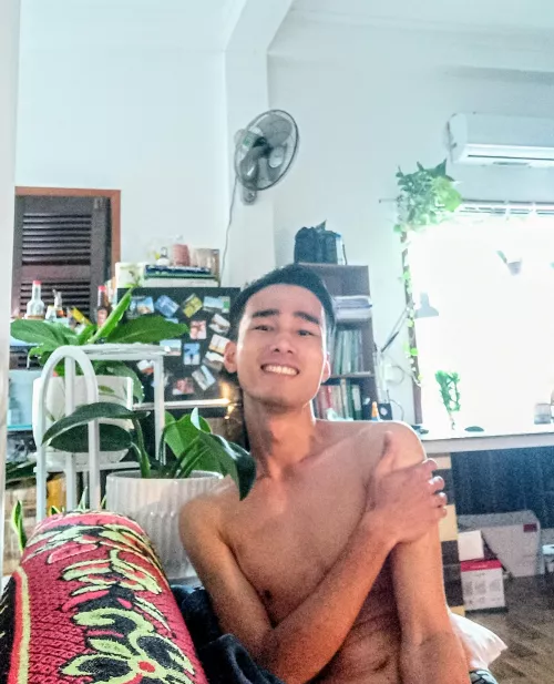 Just say Hi guys!!!
