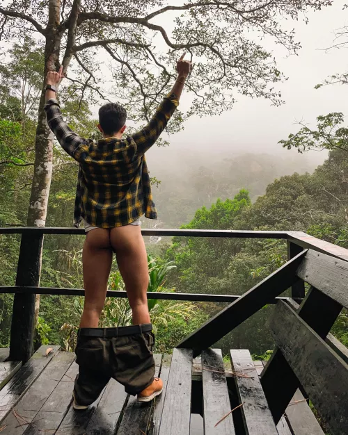 Just showing my wild side in the mountains šā°
