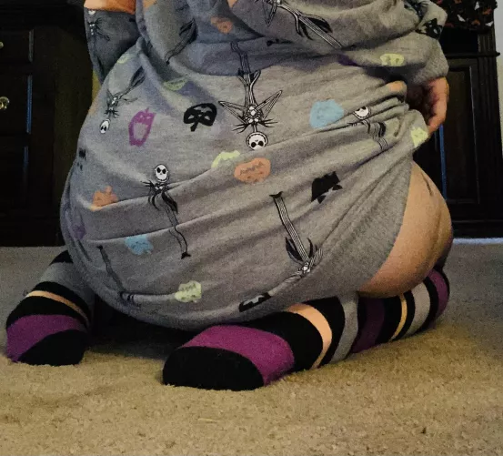 •just something small..•