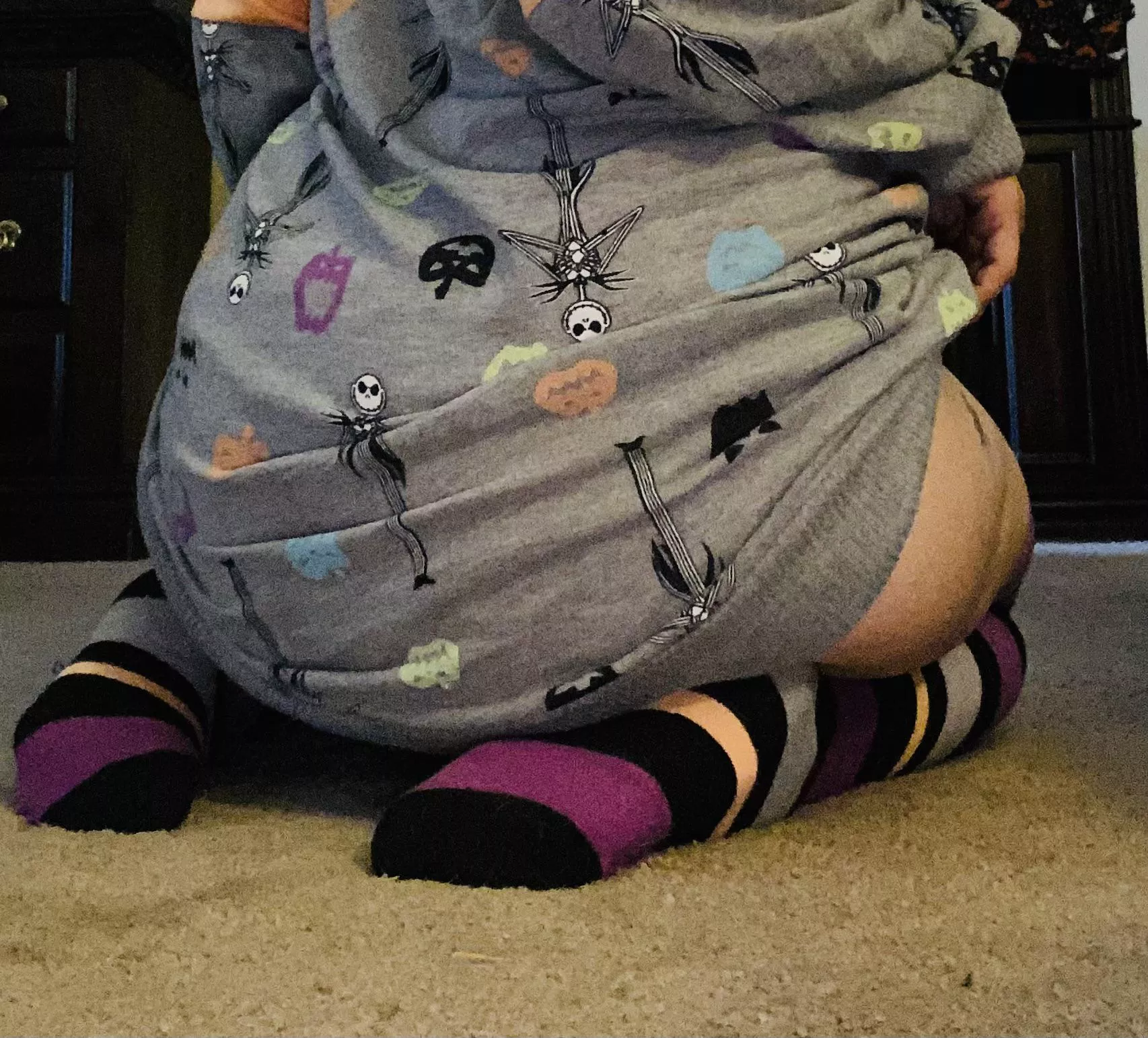 •just something small..•