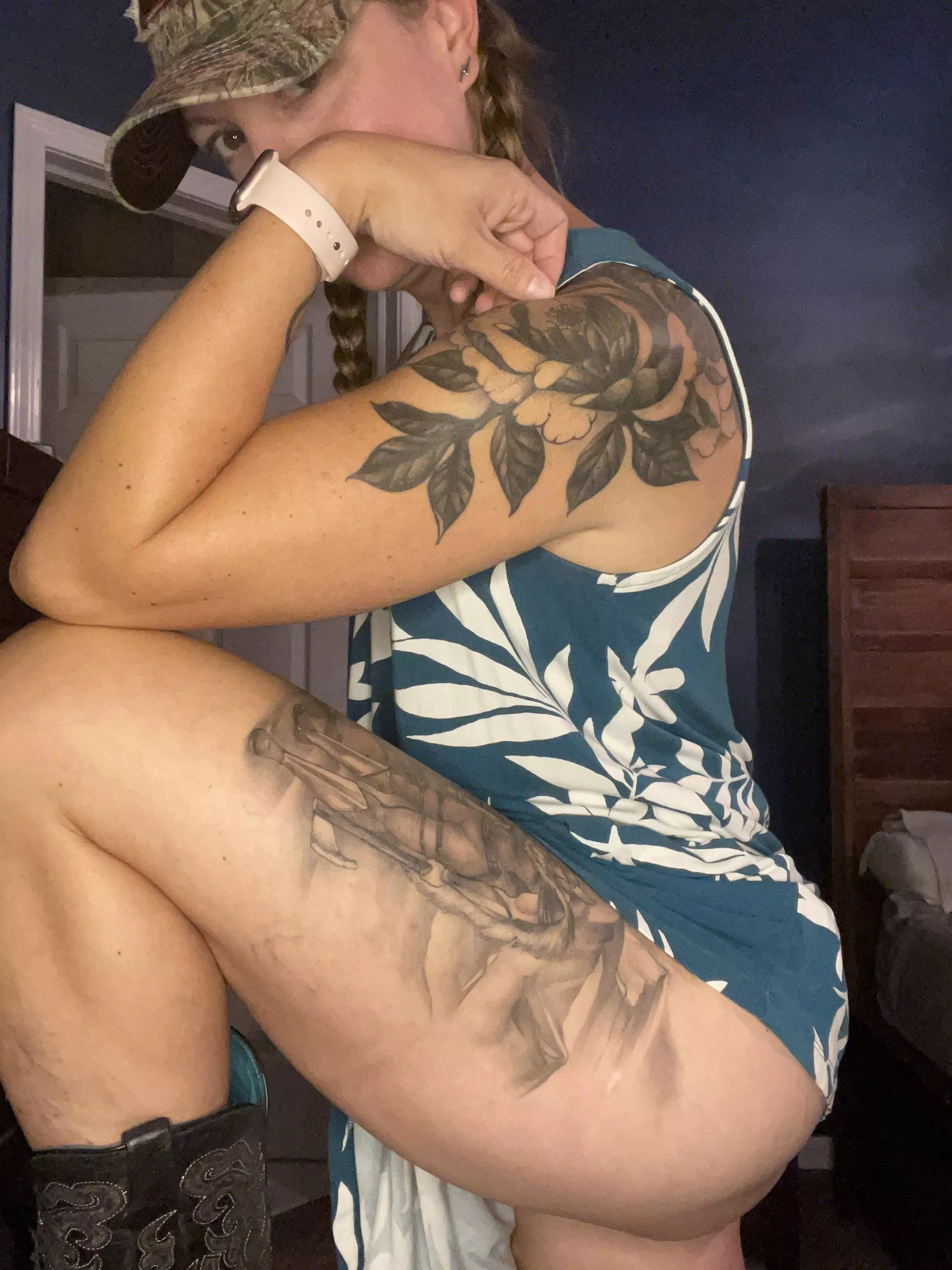 Just thinking of all the ways to turn you on😉 Just thinking of all the ways to turn you on😉