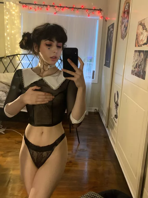 just turned 18 :) do you want me to move my hand?