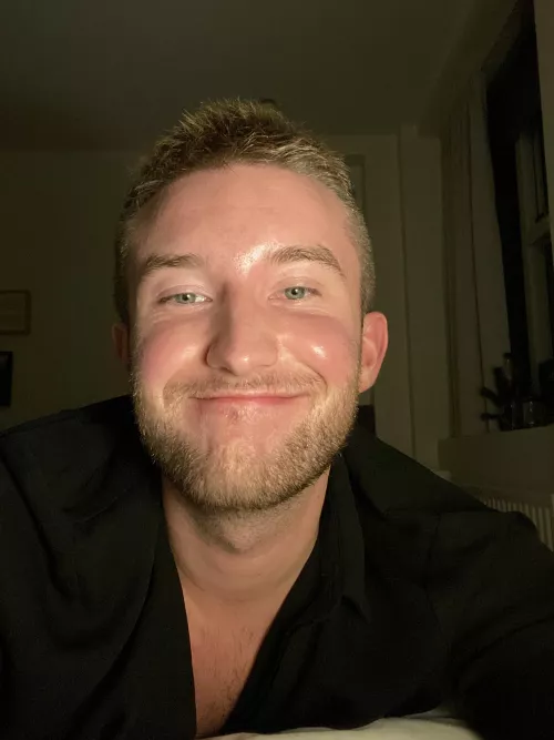 just turned 24 today π₯³π