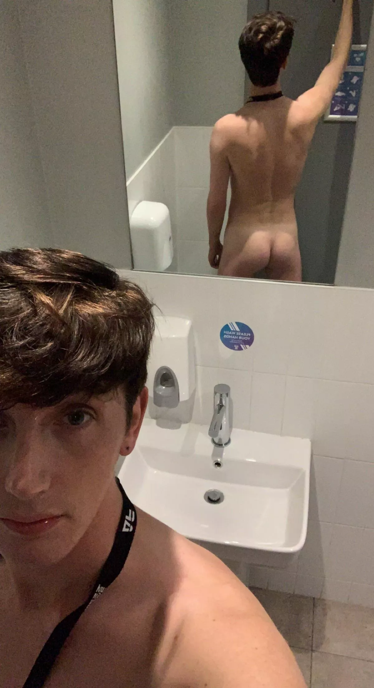 just wanna hear a guy call me a good boy while he forces my head down on his dick