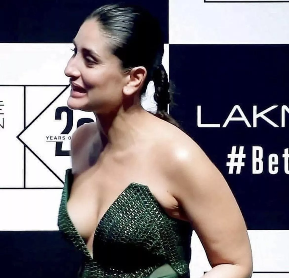 Kareena’s Side view